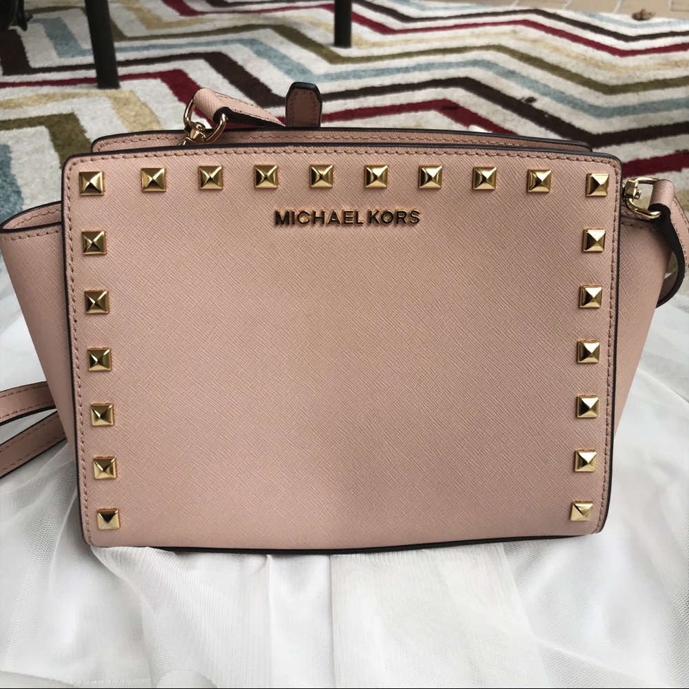 Light Pink Michael Kors Selma Bag